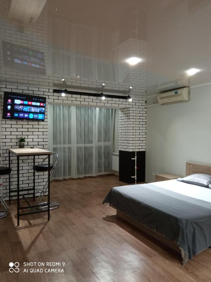 35 Проспект Миру Apartment Krivoi Rog Exterior foto